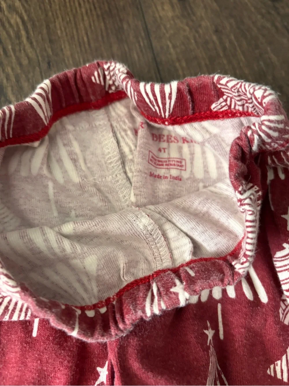 Burt’s Bees Christmas Pajama Set